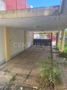Juan Alvarez 107,, Acayucan, Веракрус 96079, Мексика