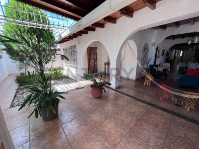 Av Principal Urbanización Colinas de Santa Rosa, Charallave, Charallave, Miranda 1210, ベネズエラ