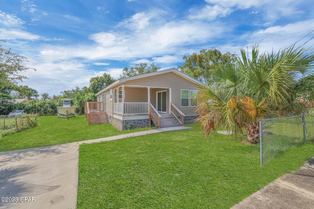 1507 11TH ST W, Panama City, Florida 32401, Estados Unidos