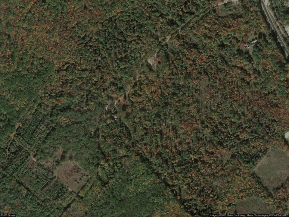 90.5 Places Crossing Lane, Farmington, New Hampshire 03835