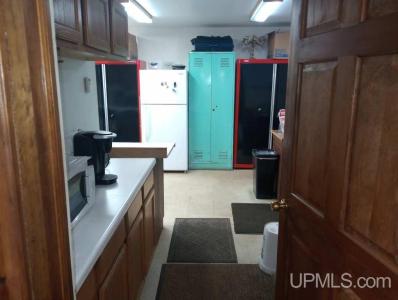 54921 Us41, Calumet, Michigan 49913