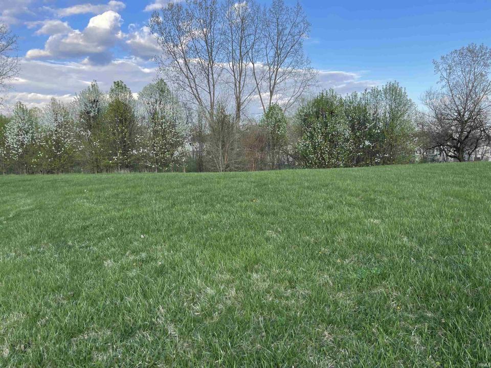504 Ridgeview Trail, Avilla, Indiana 46710