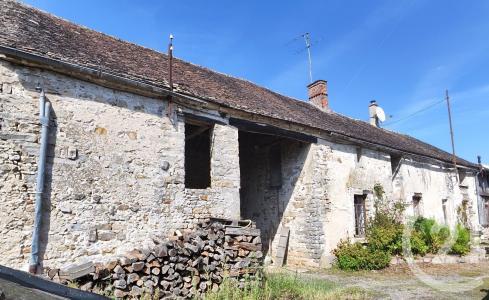 Oncy Sur Ecole, Île-de-France 91490, Francia