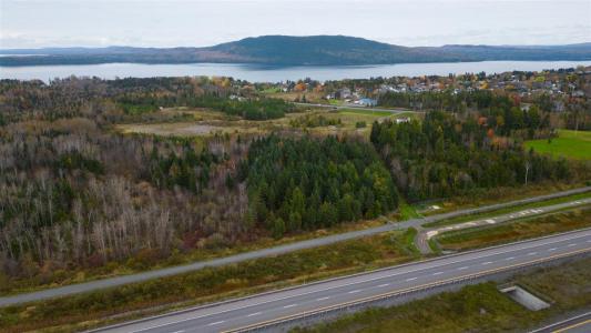 Route 232 E., Témiscouata-sur-le-Lac, Quebec G0L 1E0, Canada