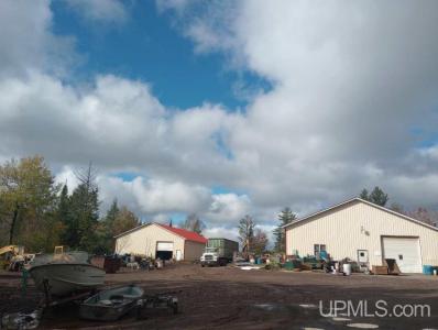 54921 Us41, Calumet, Michigan 49913, USA