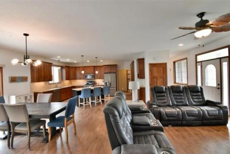 19087 238th Avenue NW, Big Lake, مينيسوتا 55309, الولايات المتحدة