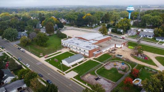 520 E Holum Street, Deforest, Wisconsin 53532