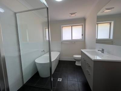 14 Yuwambi Close, Parkes, NSW 2870, Australia