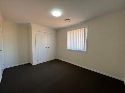 14 Yuwambi Close, Parkes, NSW 2870, Australia