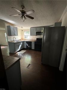 219 Twin Lakes, Elyria, Огайо 44035, Соединенные Штаты