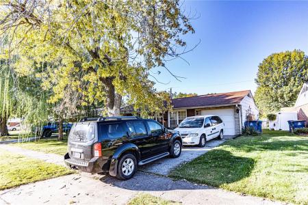 2449 Kilarney Drive, Granite City, Illinois 62040, États-Unis