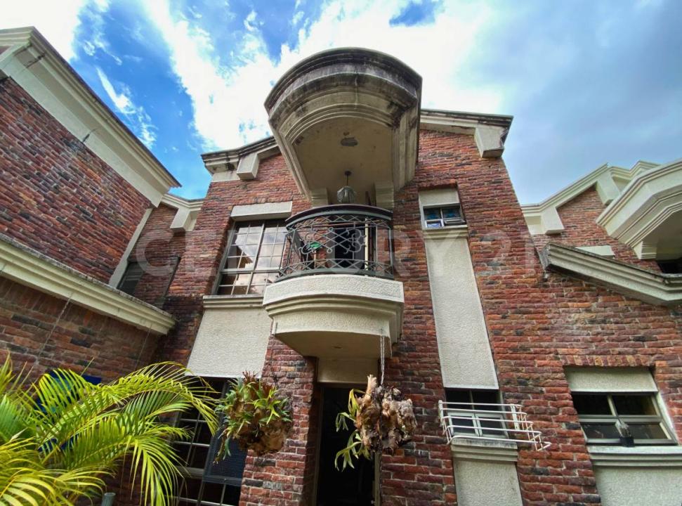 Single Family House For Sale, carrera 14 norte 28N 61 5 Armenia Quindío