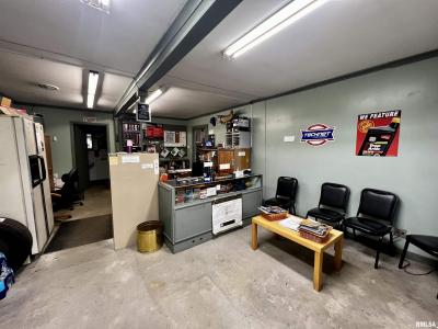1807 W JACKSON Street, Macomb, Illinois 61455, Estados Unidos