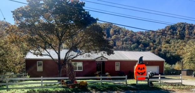 2728 South Lake Drive, Prestonsburg, 肯塔基州 41653, 美国