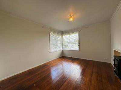 2/2 Garside Street, Dandenong, VIC 3175, Austrália