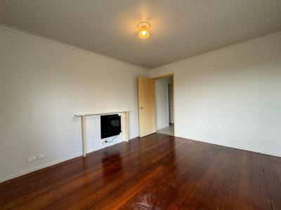 2/2 Garside Street, Dandenong, VIC 3175, Austrália