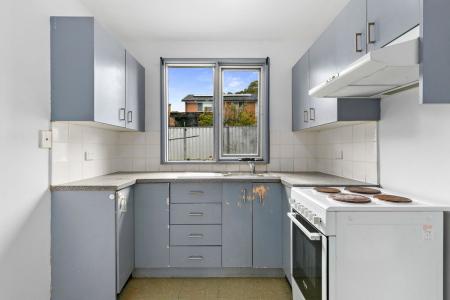 6 Oldfield Place, Menai, NSW 2234, Australia