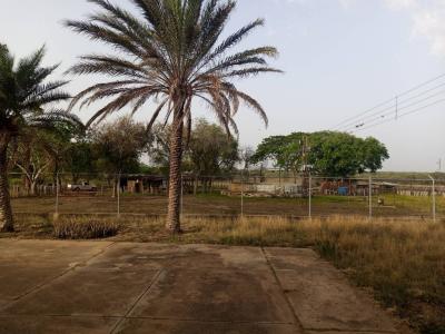 av principal de san joaquin Finca en San Joaquin-Anaco, Anaco, Anzoategui 6003, Venezuela
