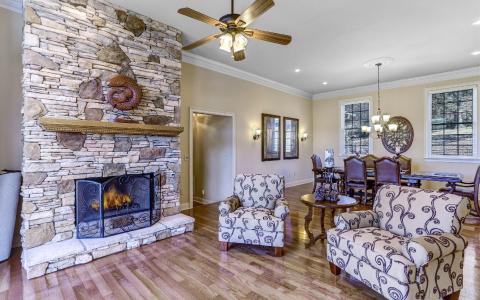 1527 Victoria Woods Drive, Hiawassee, Georgia 30546, USA