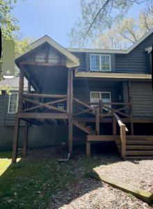 50 Aspenwall Road, Lake Harmony, Pennsylvania 18624, USA