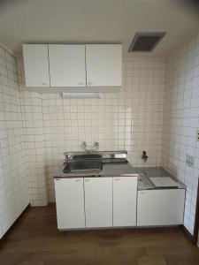 鳳中町9丁8-5, 日高マンション, 堺市西区, 大阪 593-8327, 日本