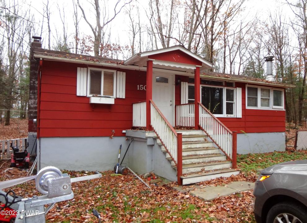 150 Doolan Road, Dingmans Ferry, Pennsylvania 18328
