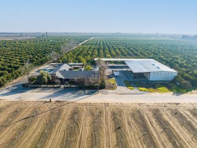 14721 Tulare Avenue E, Sanger, California 93657, USA