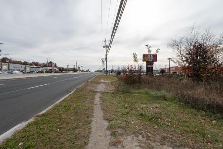 9 Us Highway 9, Howell Township, New Jersey 07731
