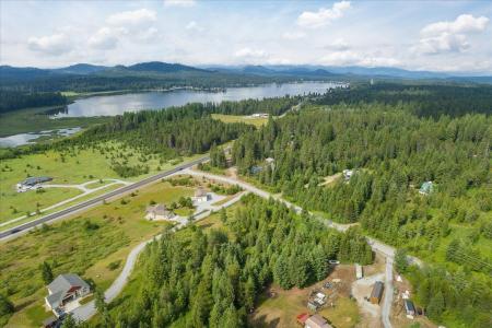5185 Camden Rd, Newport, Washington 99156, États-Unis