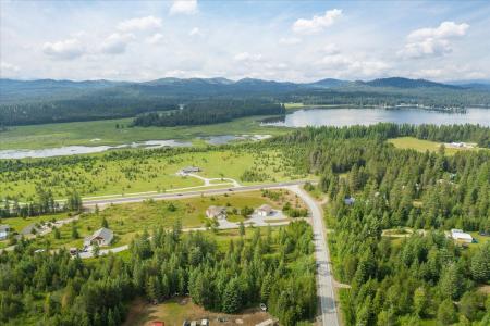 5185 Camden Rd, Newport, Washington 99156, États-Unis