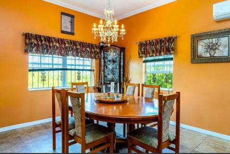 Sky Blue Villa, Long Bay, Providenciales, איי טרקס וקייקוס 