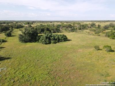 9912 Fm 1681, Nixon, Texas 78140