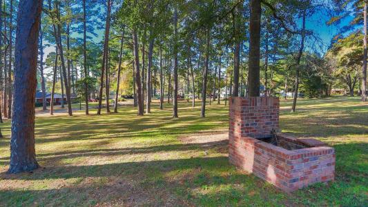 606 W Pinecrest, Marshall, Texas 75670, USA