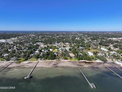 2527 W 9th Street, Panama City, Florida 32401, USA