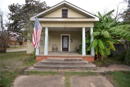 2028 ELLIOTT Street, Alexandria, Louisiana 71301, USA