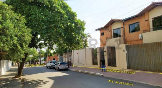 Tte. Rojas Silva N°  3270 entre De las Cordilleras y Picada Diarte 23 Proyectada 3270, Roberto L. Petit, Asunción 00001, Paraguay