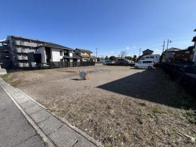 半城土中町1丁目18-13, 刈谷市, Aichi 448-0805, Japon