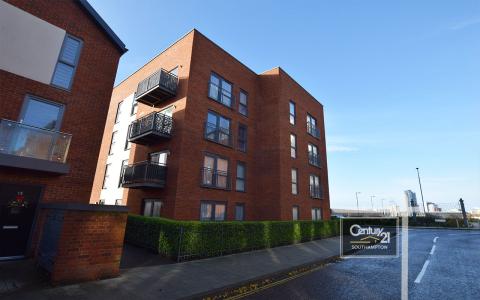 Flat 16, 17, New Home, Reino Unido