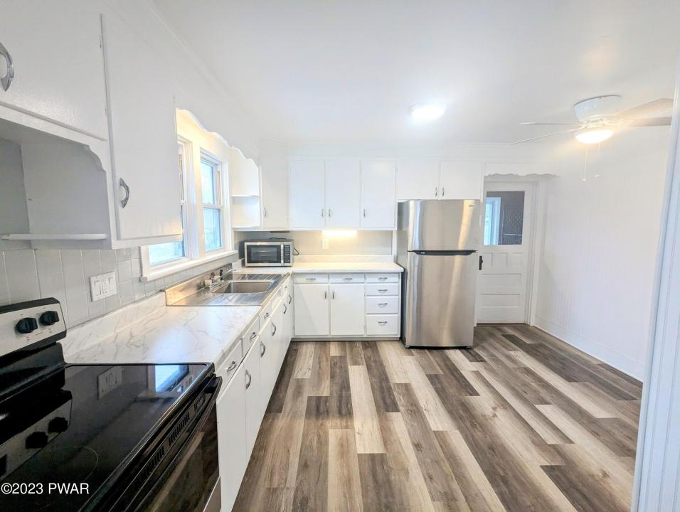 978 Main Street, Newfoundland, Пенсильвания 18445, Соединенные Штаты