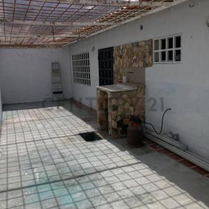 Av principal os Guayabitos Venta de Casa en Los Guayabitos, Naguanagua, Carabobo 2006, ונצואלה 