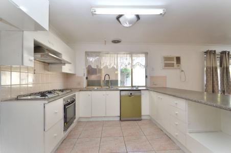 27 Lower Mount Street, Wentworthville, NSW 2145, Australia