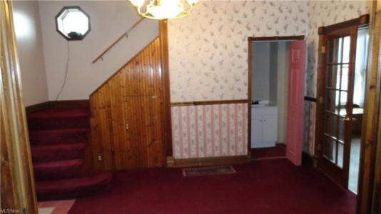 315 Carolina Ave., Chester, Virginie Occidentale 26034, États-Unis