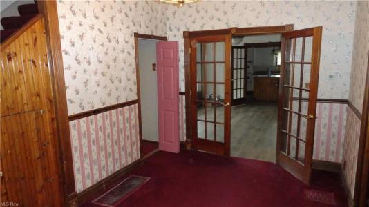 315 Carolina Ave., Chester, Virginie Occidentale 26034, États-Unis