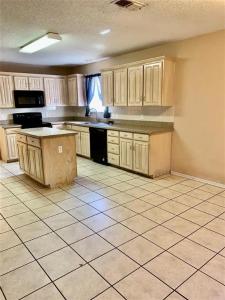 8121 Jolie Drive, Fort Worth, Техас 76137, Соединенные Штаты