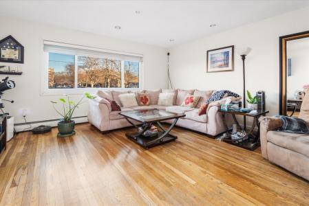 151-42 82nd Street, Howard Beach, ניו יורק 11414, ארצות הברית של אמריקה