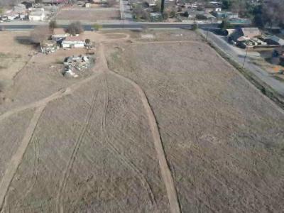 32241 Road 124, Visalia, California 93291, USA