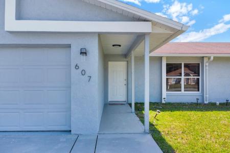 POINCIANA, Florida 34759, Estados Unidos