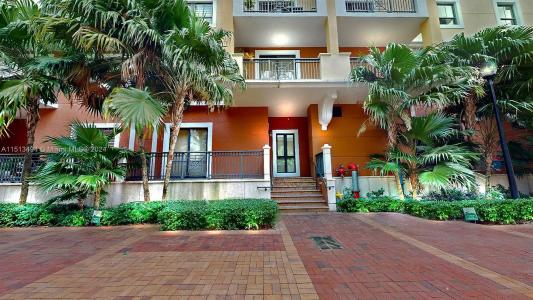 8390 SW 72nd Ave 110, Miami, Florida 33143, Stati Uniti