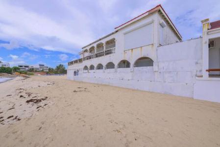 Fixer Upper Simpson Bay Beach Villa For Sale, Simpson Bay, Sint Maarten