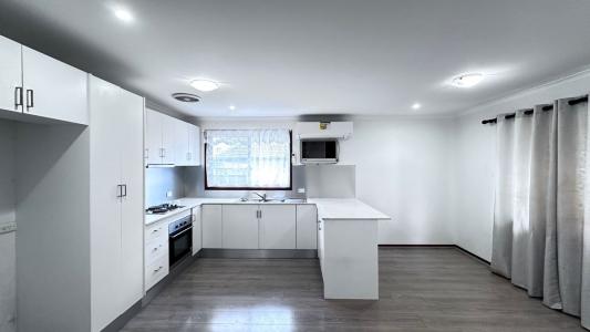 2 Thurso Place, St Andrews, NSW 2566, Austrália